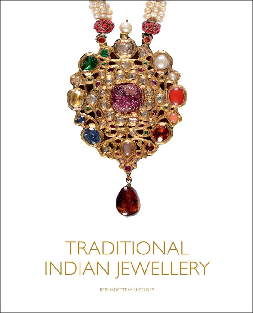 Traditional Indian Jewellery: The Golden Smile of India and Beautiful People: 2
