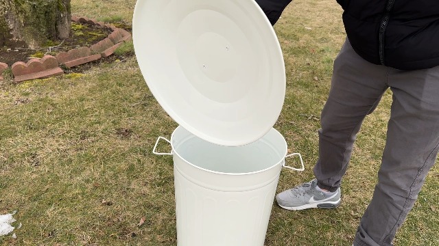 Image of Plexon 13 Gallon Metal Trash Can with Lid Outdoor Vintage Trash Can Steel Retro Garbage Can for Kitchen Farmhouse Rustic Bird Seed Storage Pet Food Cute Bucket, Off-White 2 Pack