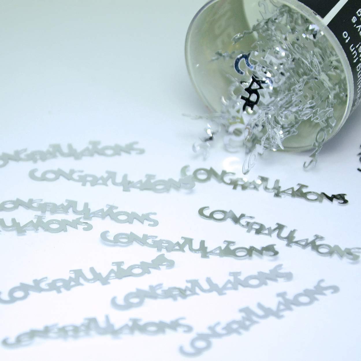 Confeti Palabra Felicitaciones Plata - Paquete al por menor #7837 QS0