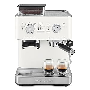 KitchenAid Cafetera espresso semiautomática con molinillo integrado - 15 niveles de molienda, control PID, bomba de 15 bar, vaporizador y diseño de acero inoxidable - Blanco