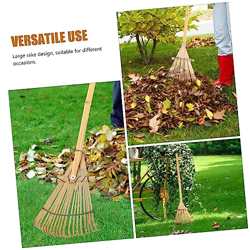 Rastrillo pequeño para jardín con mango de madera miniatura 5