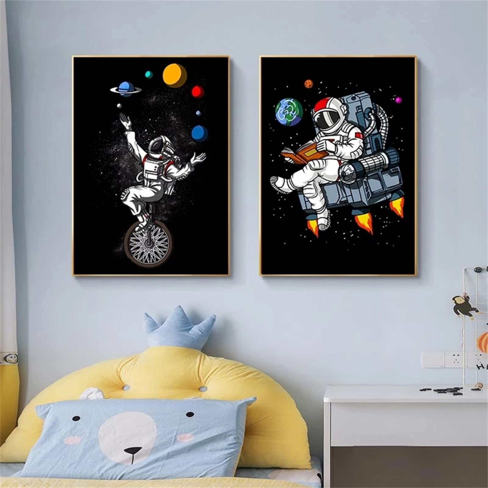 Amazon.co.jp: 宇宙飛行士旅行で宇宙空間キャンバス絵画抽象漫画