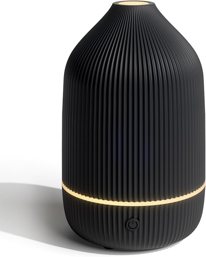 Essential Oil Diffuser, 100ml Aromatherapy Diffuser, Mini Ultrasonic Diffuser for Essential Oil, Home, Office, Cool Mist Humidifier with 7 Led Light, Auto Shut-Off, Black