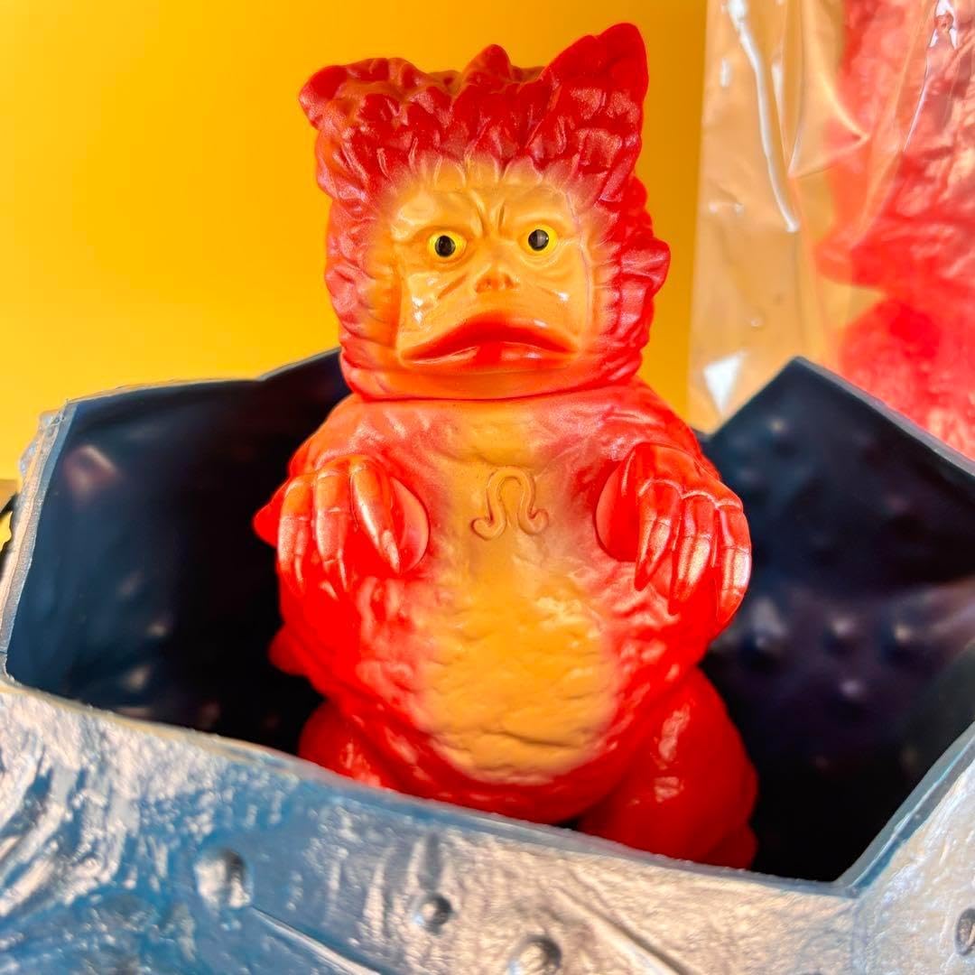 マルサン 450 ガラモン 3期 と M１号 ガラダマ ２期赤成型 ソフビ 450 ガラモン 3期 と M1号 ガラダマ2期赤成型 ソフビ 0WH55