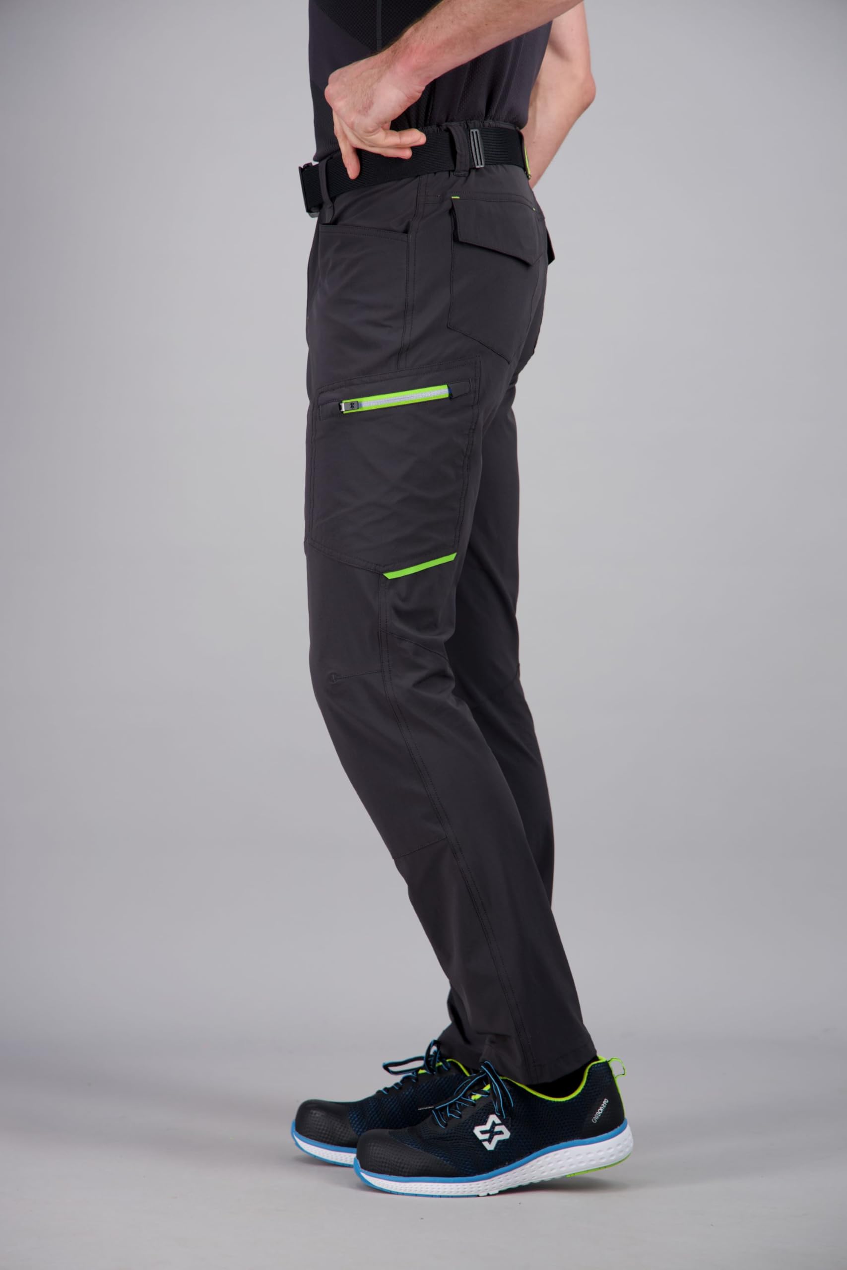 WÜRTH MODYF Stretch Evolution Bundhose Light - Arbeitshose für Herren mit 4-Wege-Stretch mit 85% recyceltem Polyamid - Schnelltrocknend & leichtes Material - in den Größen 24-118 in Anthrazit/Lime