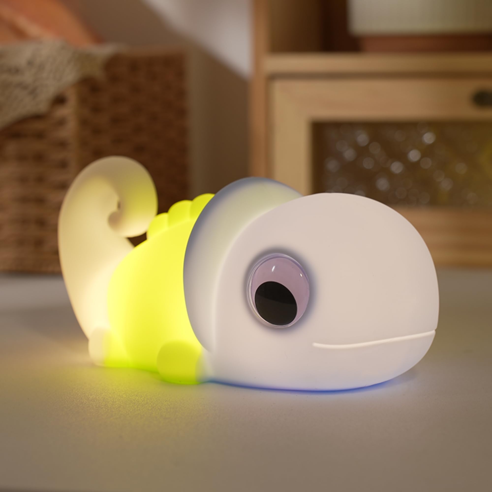 Axolotl Night Light for Kids, RGB Color Changing Night Lamp with 4 Soothing Nature Sounds (Water, Frogs, Birds, White Noise), 3 Brightness Levels, Blue Green White Soft Silicone Nursery Light