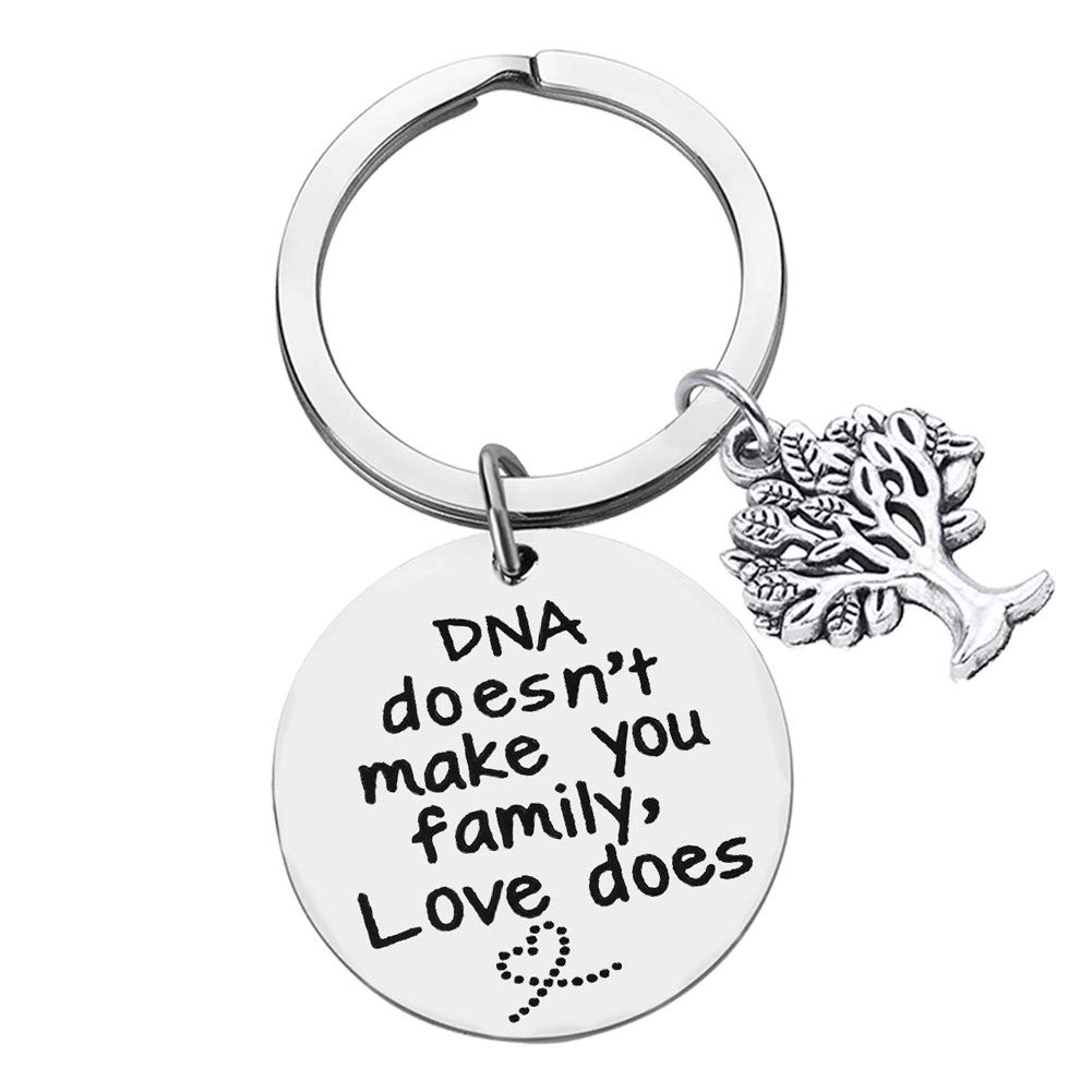 Huwujiu Silver Step Mum Keyring Step Dad Gifts Dna Doesn't Make You Family Love Does Keyring Step Parent Keychain Mother’s Day Gift Father’s Day Gift Adoption Keychain