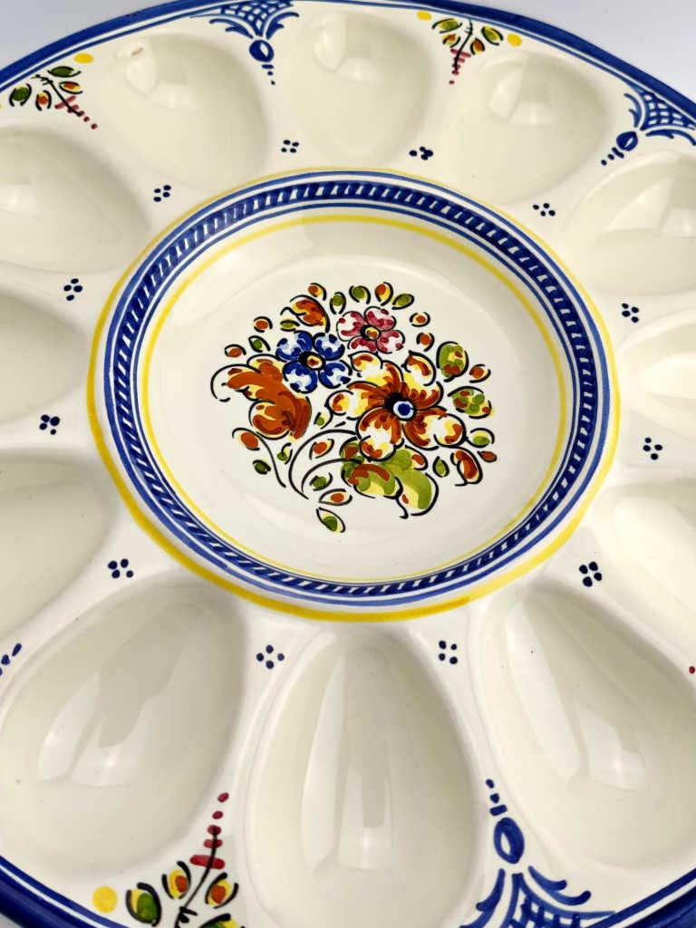 Gónfer - Huevera Plato de Huevos de Cerámica Artesanal Azul - Bandeja Fuente Huevos Rellenos - Fabricado y Pintado a Mano - Capacidad 12 (26,5 cm Ø)