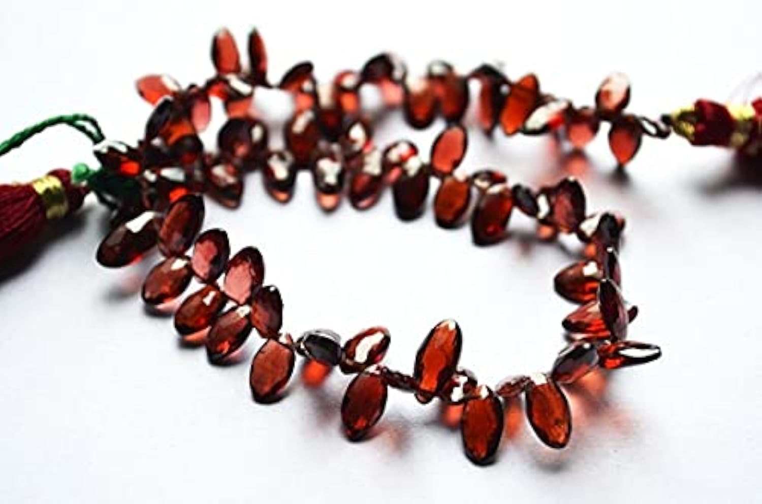 Grenat du Mozambique facetté LKBEADS gemmes haut de gamme pour joaillerie