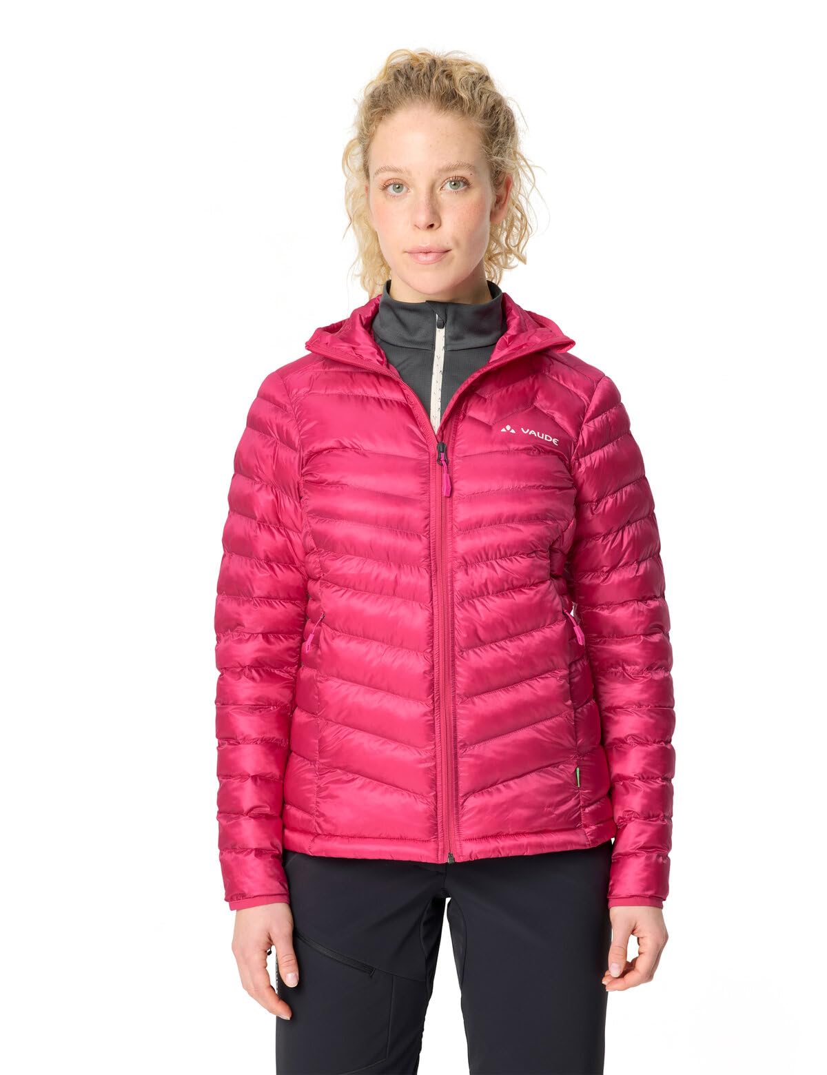 VAUDE Women's Batura Hooded Insulation Jacket, bardzo lekka damska kurtka izolacyjna z kapturem do sportów górskich, bardzo ciepła