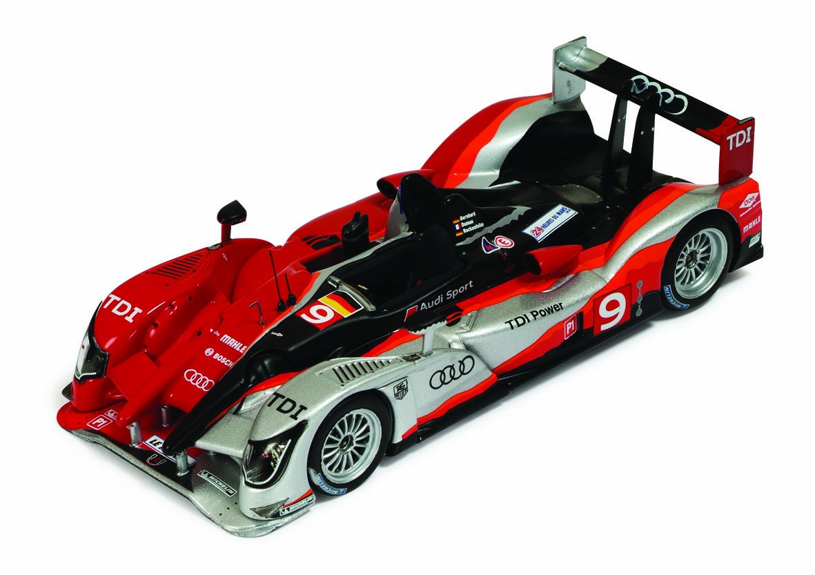 Ixo - LM2010 - Modellino Die Cast Audi R15 Tdi N.9 Winner Lm 2010 Rockenfeller-Bernhard-Dumas 1:43 Ixo Model Auto Competizione Modello