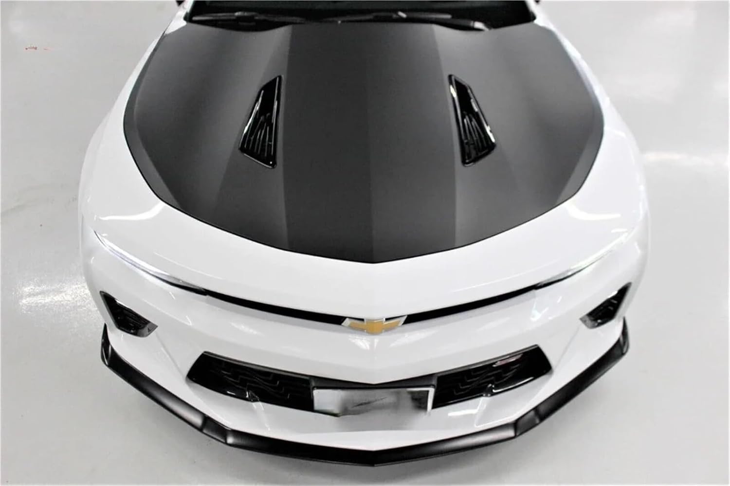 Compatible with Chevrolet Camaro Gen 6 LT LS RS 2016-2021 Car Accessories Front Engine Hood Air Vent Scoop Cover Sticker Decoration Trim (Black)