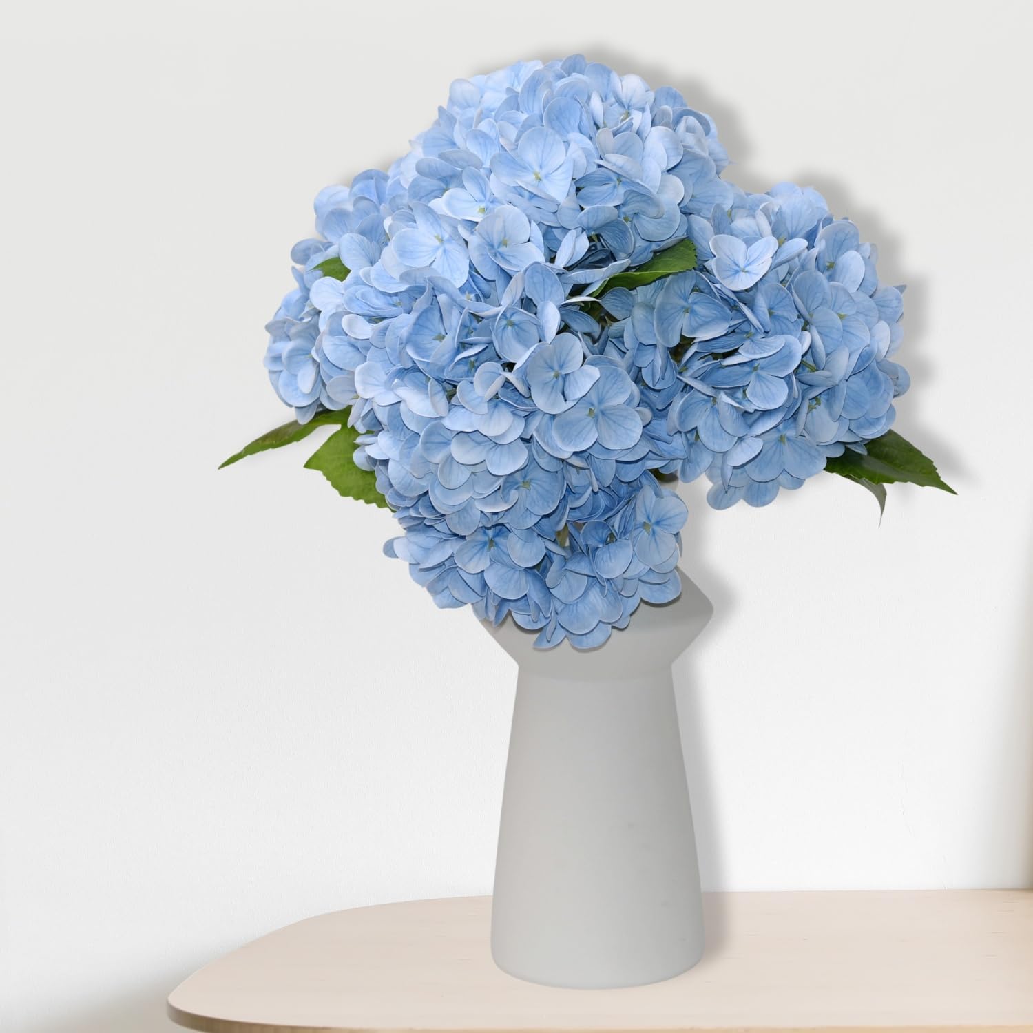 12.6'' Light Blue Hydrangea Artificial Flowers, 6Pcs Realistic Latex Faux Hydrangeas with Short Stems & Leaves for Home Decor, Party Floral Arrangements, Wedding Bouquet, Table Centerpieces - Image 2