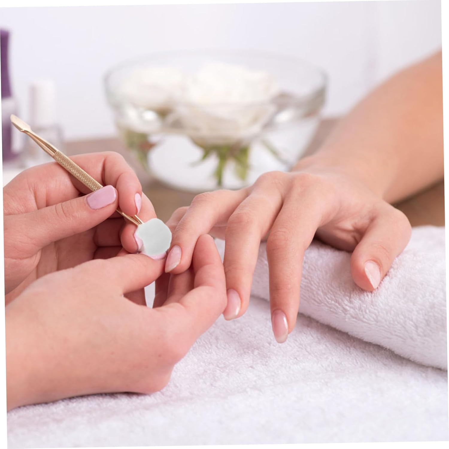 1bag Small Cotton Balls for Makeup Nail Polish Removal Natural Cotton Soft Absorbent for Personal and Professional Use Pack for Everyday Cleaning