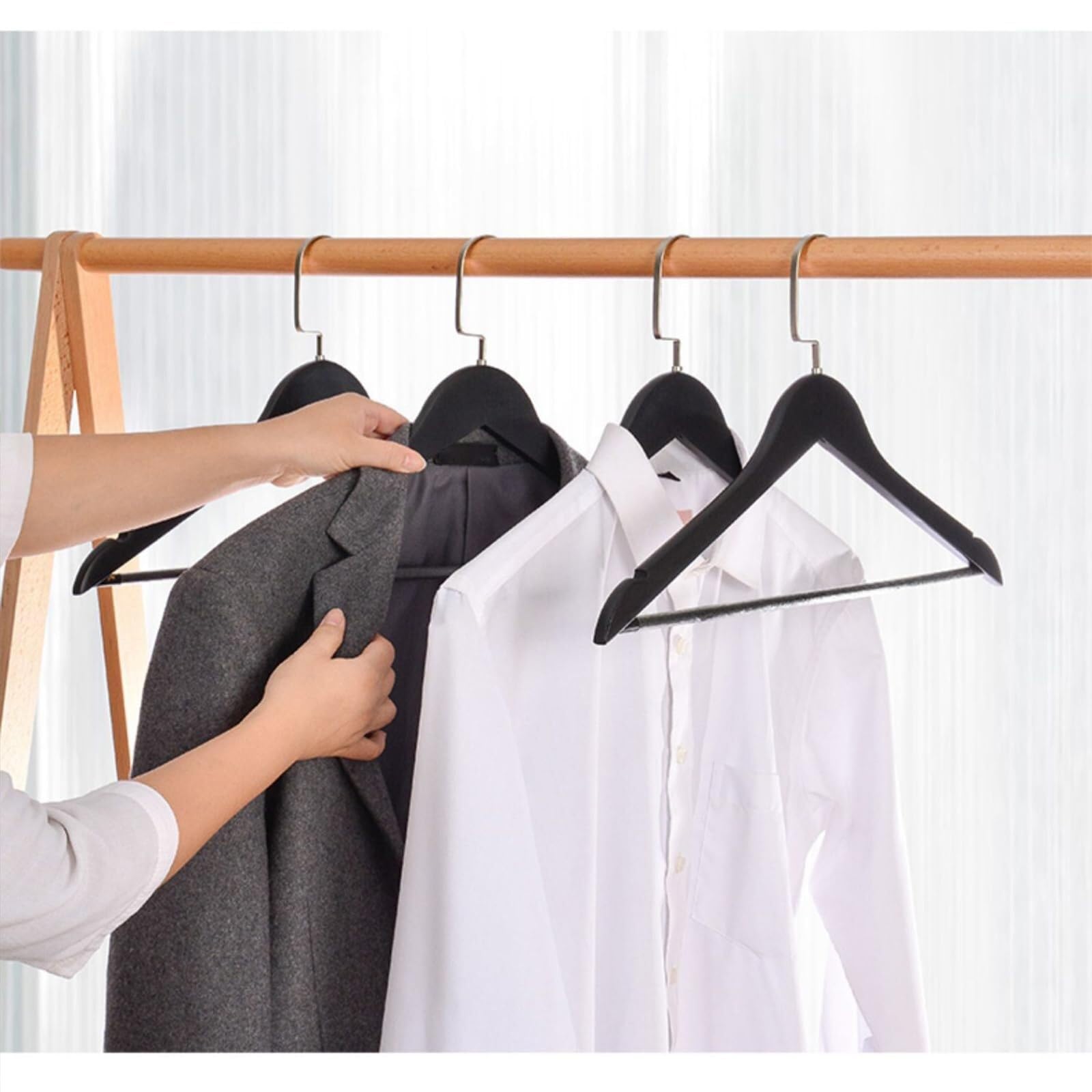 Paquete de 5 perchas de madera natural para armario, perchas de madera para camisas, trajes de novia, resistentes, rústicos