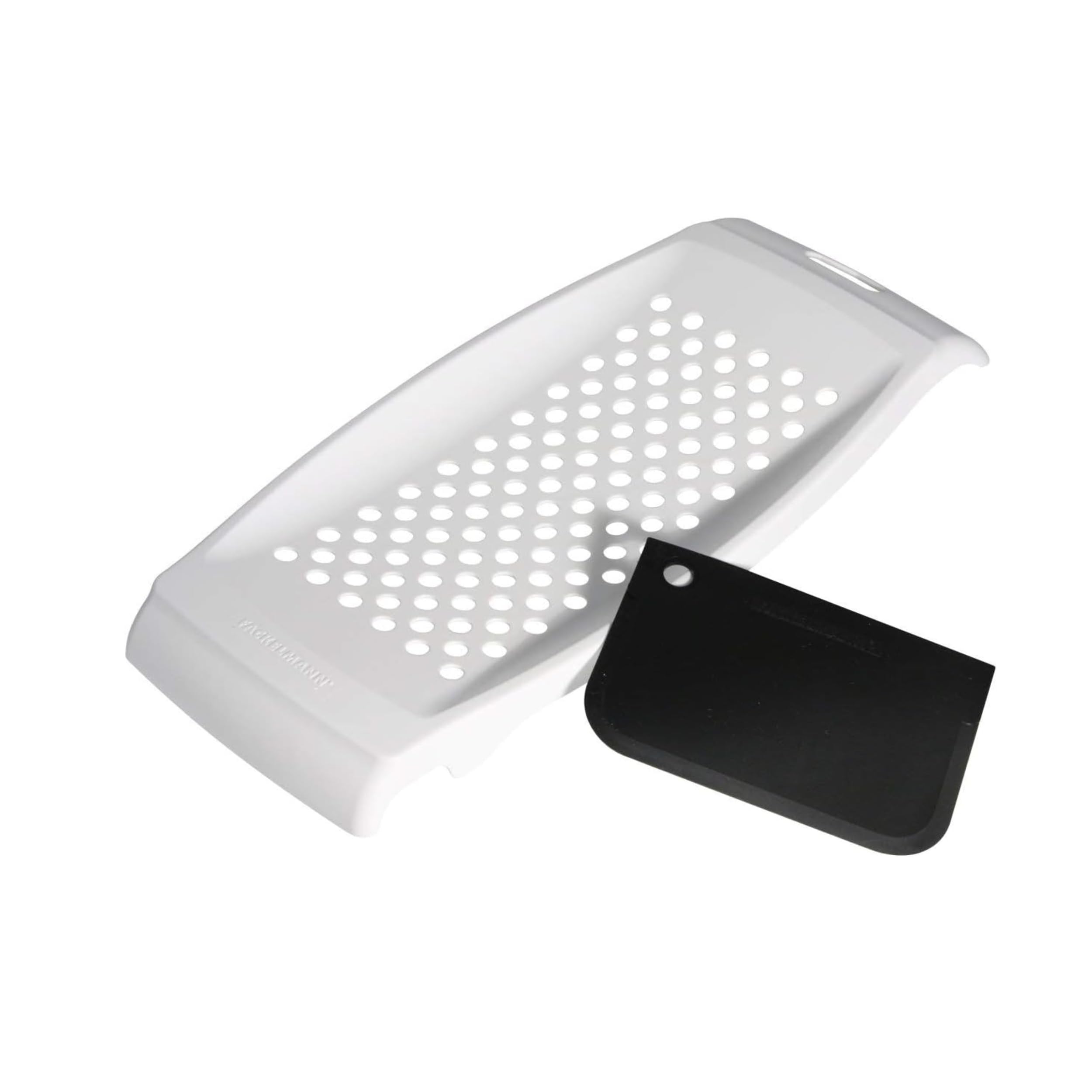 Fackelmann Spaetzle Grater with Dough Scraper, White, Plastic Spätzle Slicer, Spaetzle Press with Dough Card, for Quick and Easy Making of Evenly Shaped Spätzle and Knöpfle