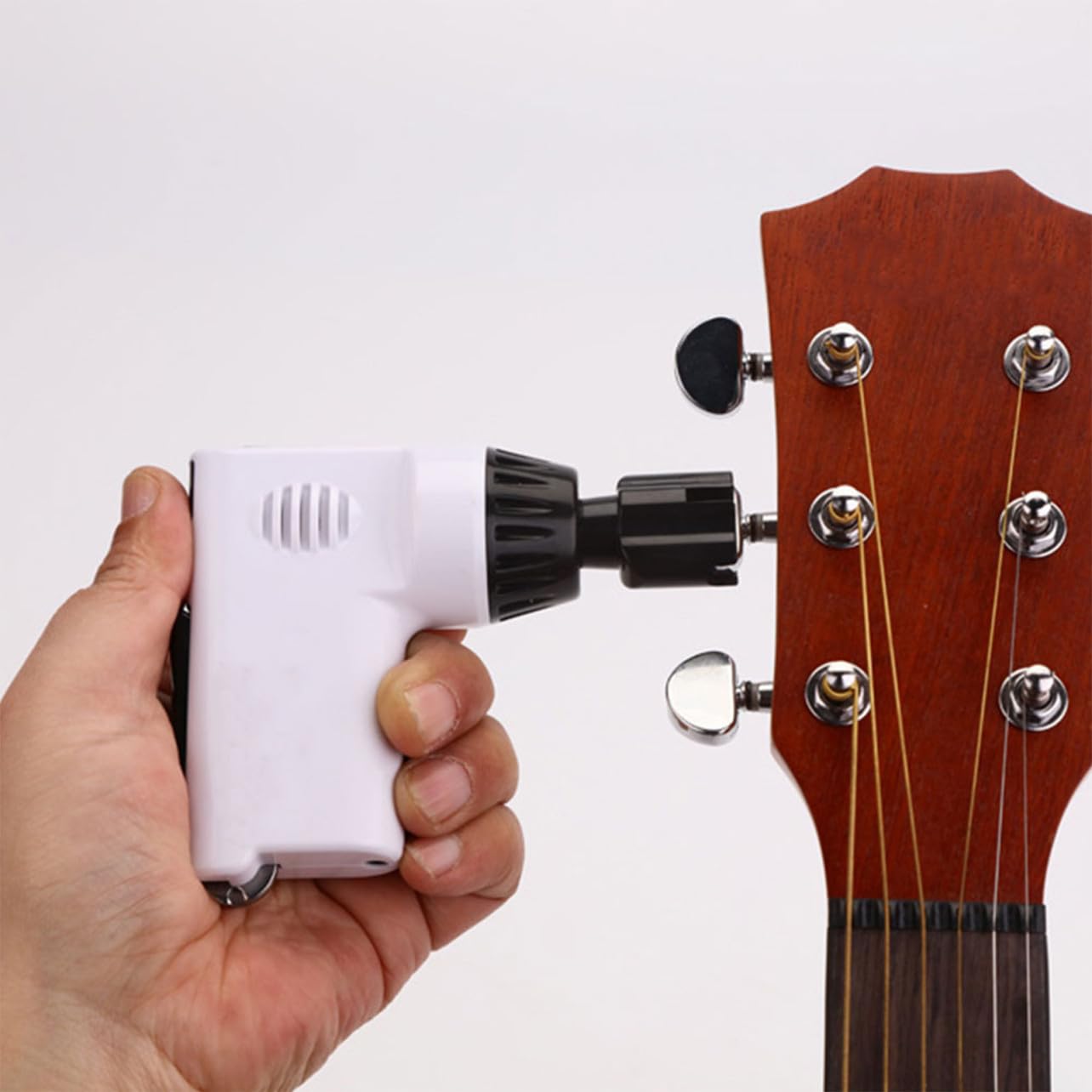 Abs Weiß Multifunktionaler Gitarrensaitenaufwickler mit Saitenschneider und Pin Abzieher für Gitarre und Bass