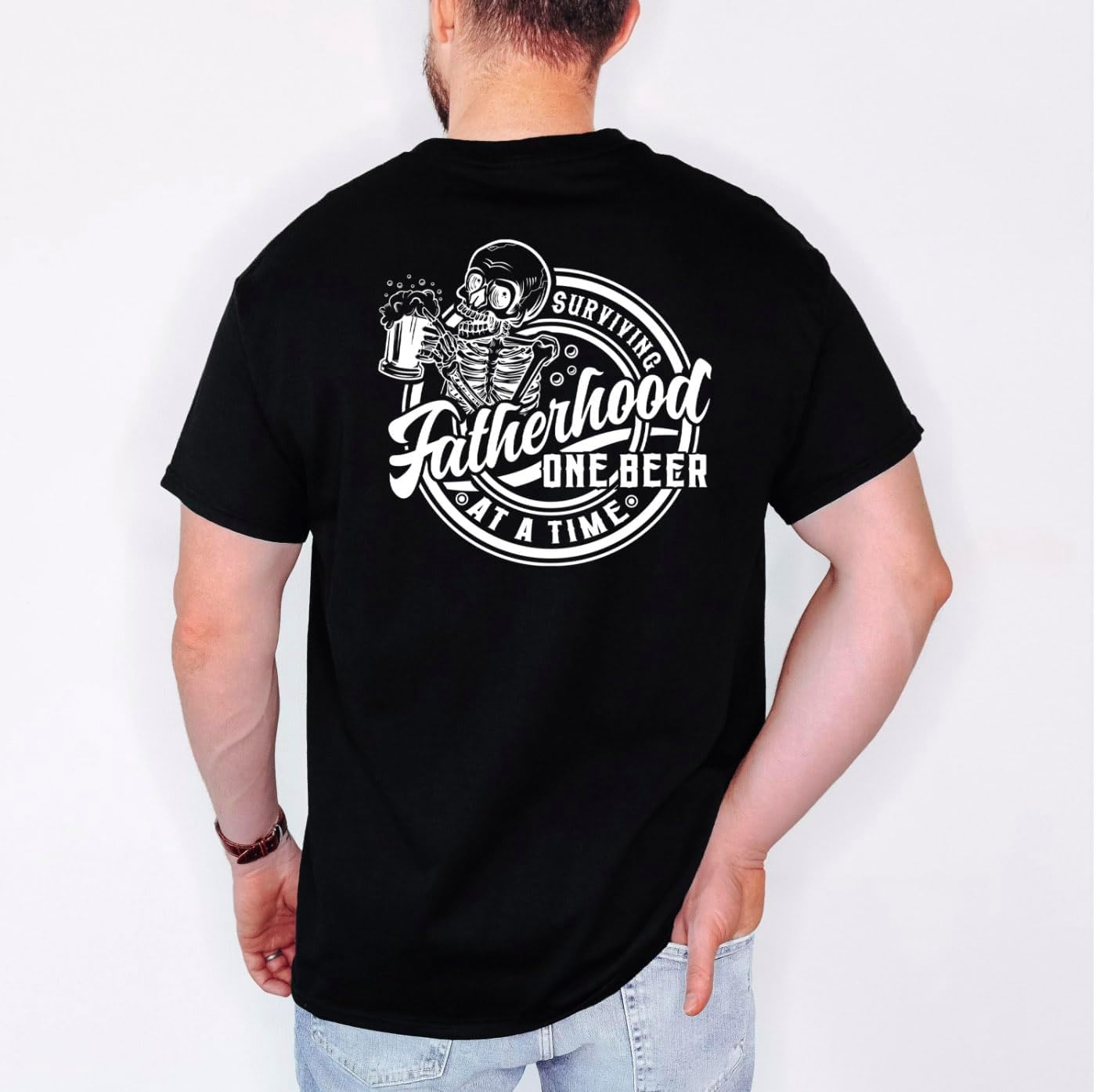 Dad Funny Shirt for Father's Day Funny Hardworking Dad Graphic Tee Shirt Gift for Father's Day