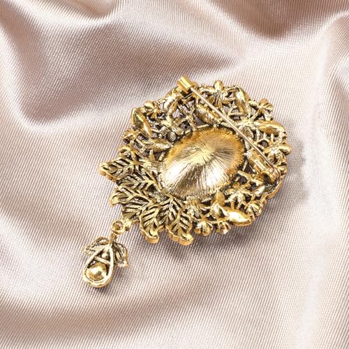 Image of Vintage Teardrop Rhinestone Brooch Crystal Diamond Wedding Brooches and Pins Flower Badge Boutonniere Corsage for Women