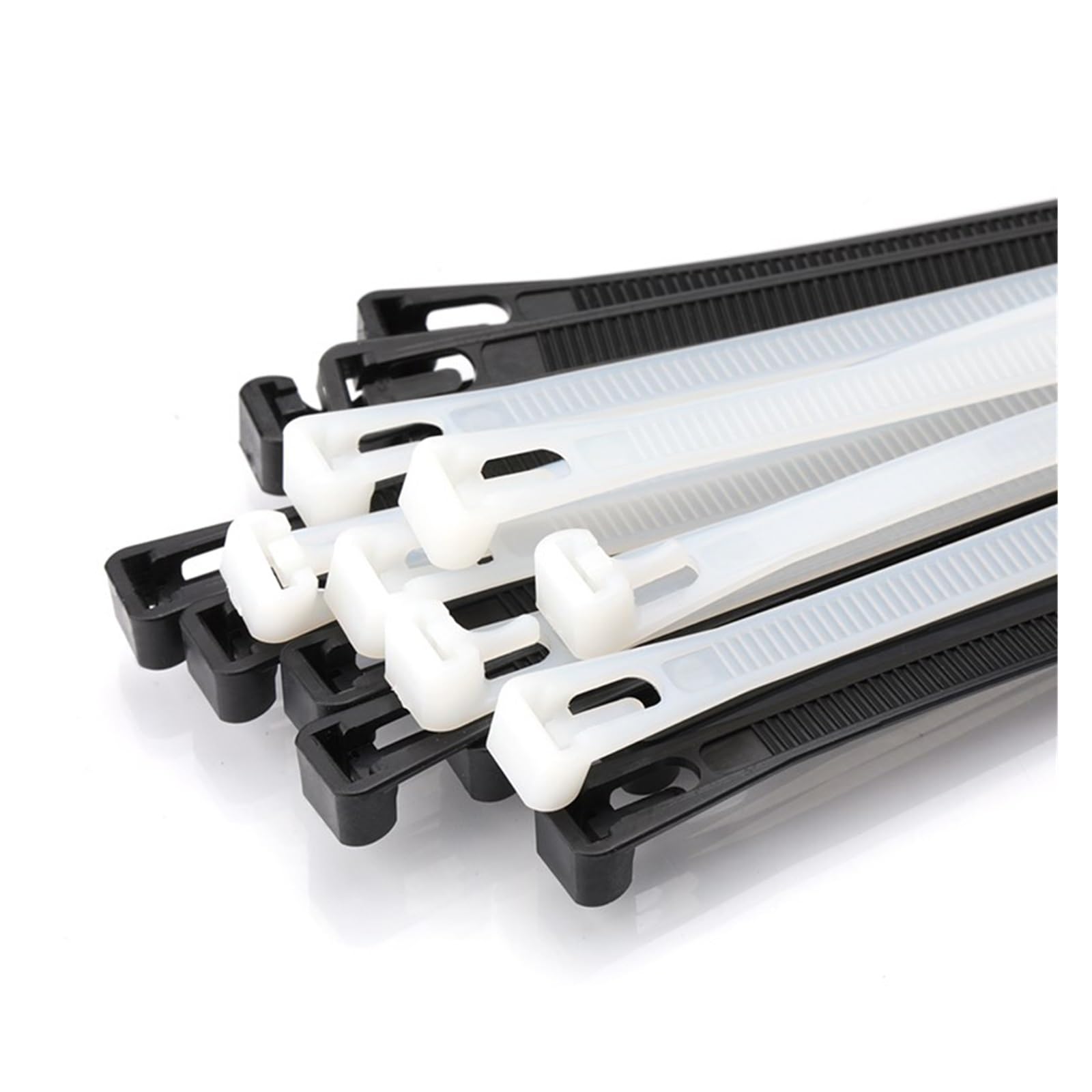 30 Nylon-Kabelbinder 4,6–8 mm x 150–450 mm