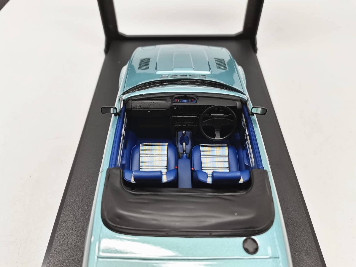 ミニカー 104-034 Cult 1/18 Triumph TR7 DHC 1980 Cult Scale Models 1:18 Triumph TR7 DHC Construction year