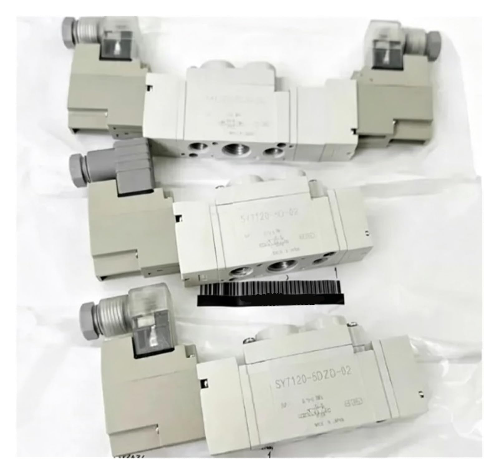 1 électrovanne SY7120-5DZD-02.