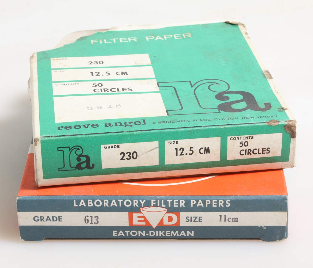 LABORATORY FILTER PAPERS, Grade 230, 613, Size 11 cm & 12.5 cm, New