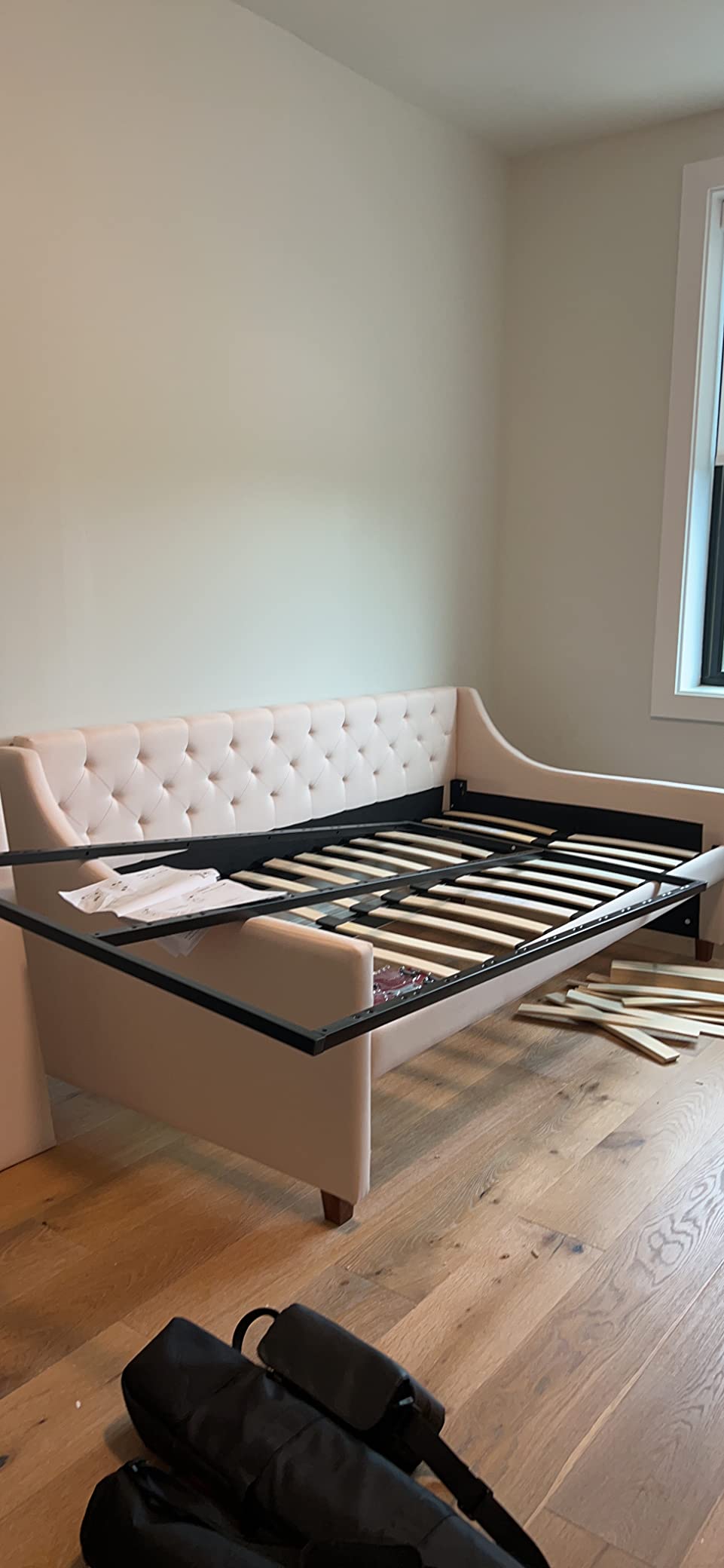 14/mo Finance Novogratz 4357949N Her Her Majesty Bed, King, Green