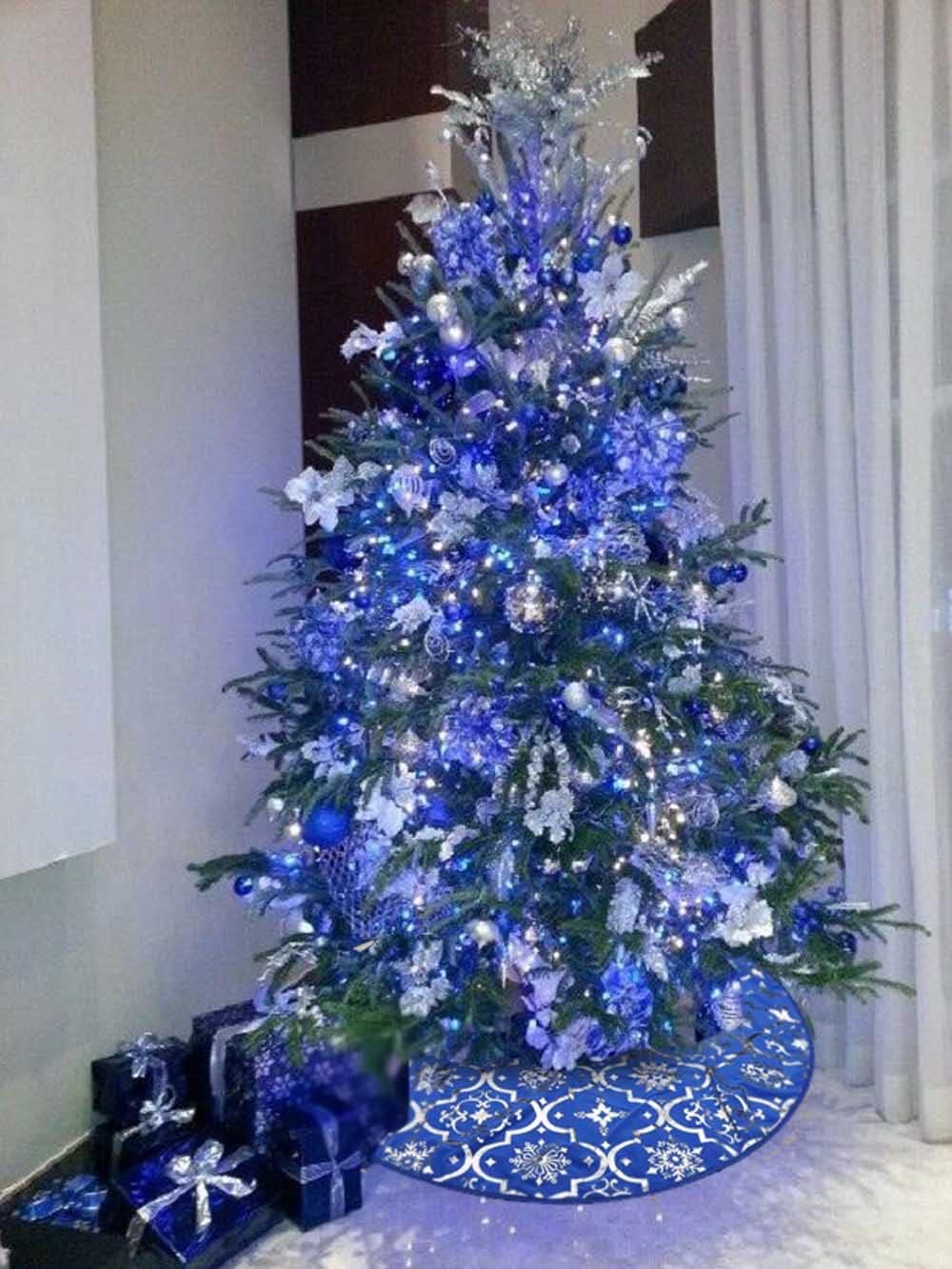 Christmas Tree Skirt, 48 inches Large Red Flannel Tree Mat with Gilded Christmas Patterns Skirt for Xmas Tree Holiday Party Decorations Indoor Outdoor with 1 Christmas Stocking (Blue)