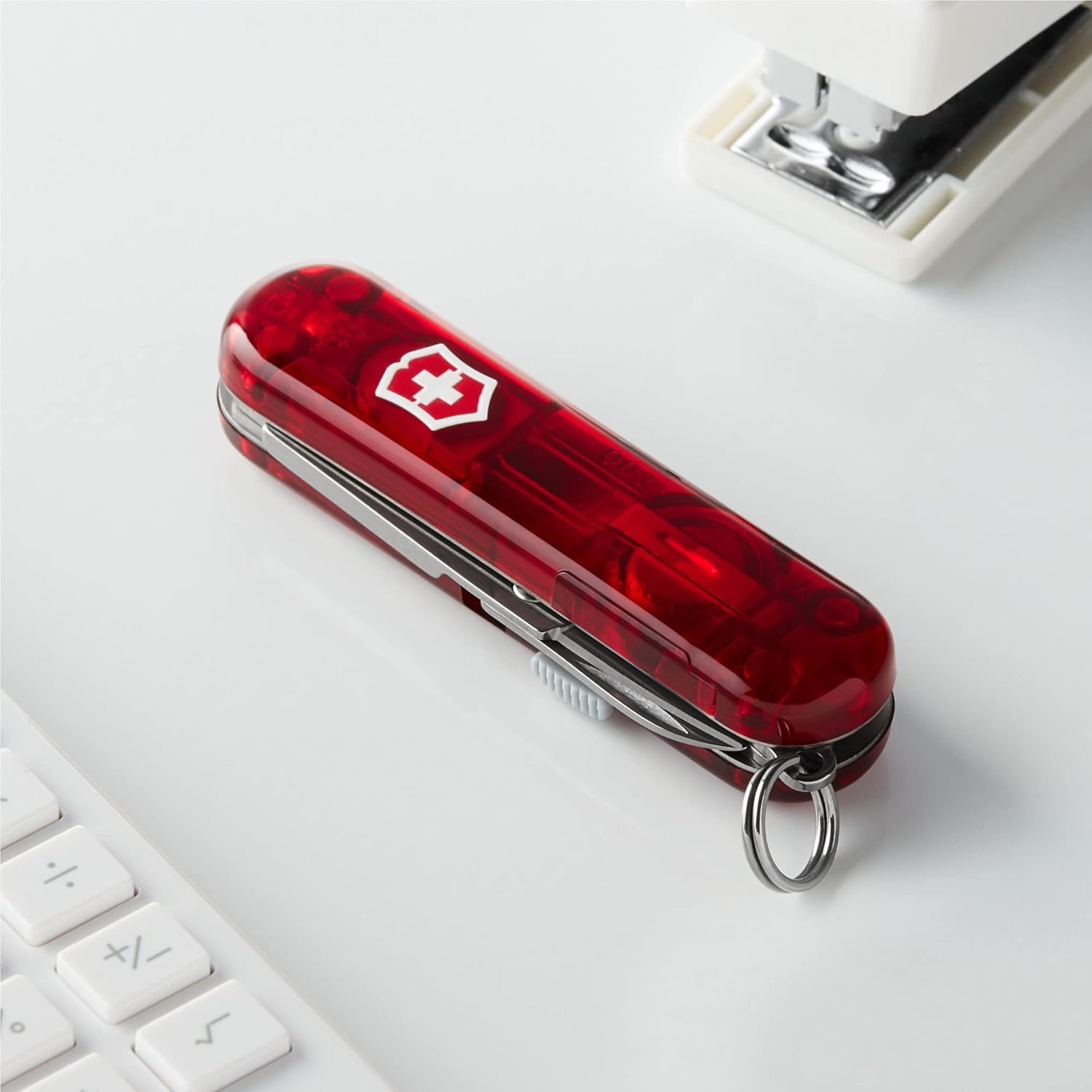 Victorinox Swiss Army Signature Lite Pocket Knife, Ruby, One Size - Image 4