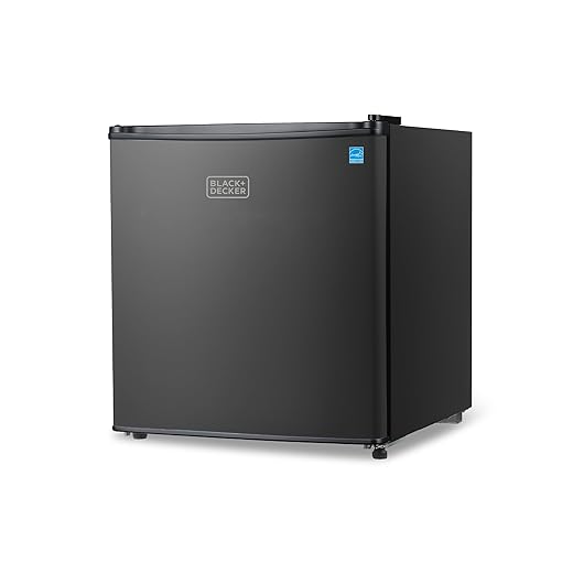 BLACK+DECKER 1.7 Cu. Ft. Compact Refrigerator, ENERGY STAR Certified, Single Door Mini Fridge with Chiller Compartment, Personal Fridge for Home or Dorm Room, R600a Refrigerant, BCRK17B, Black