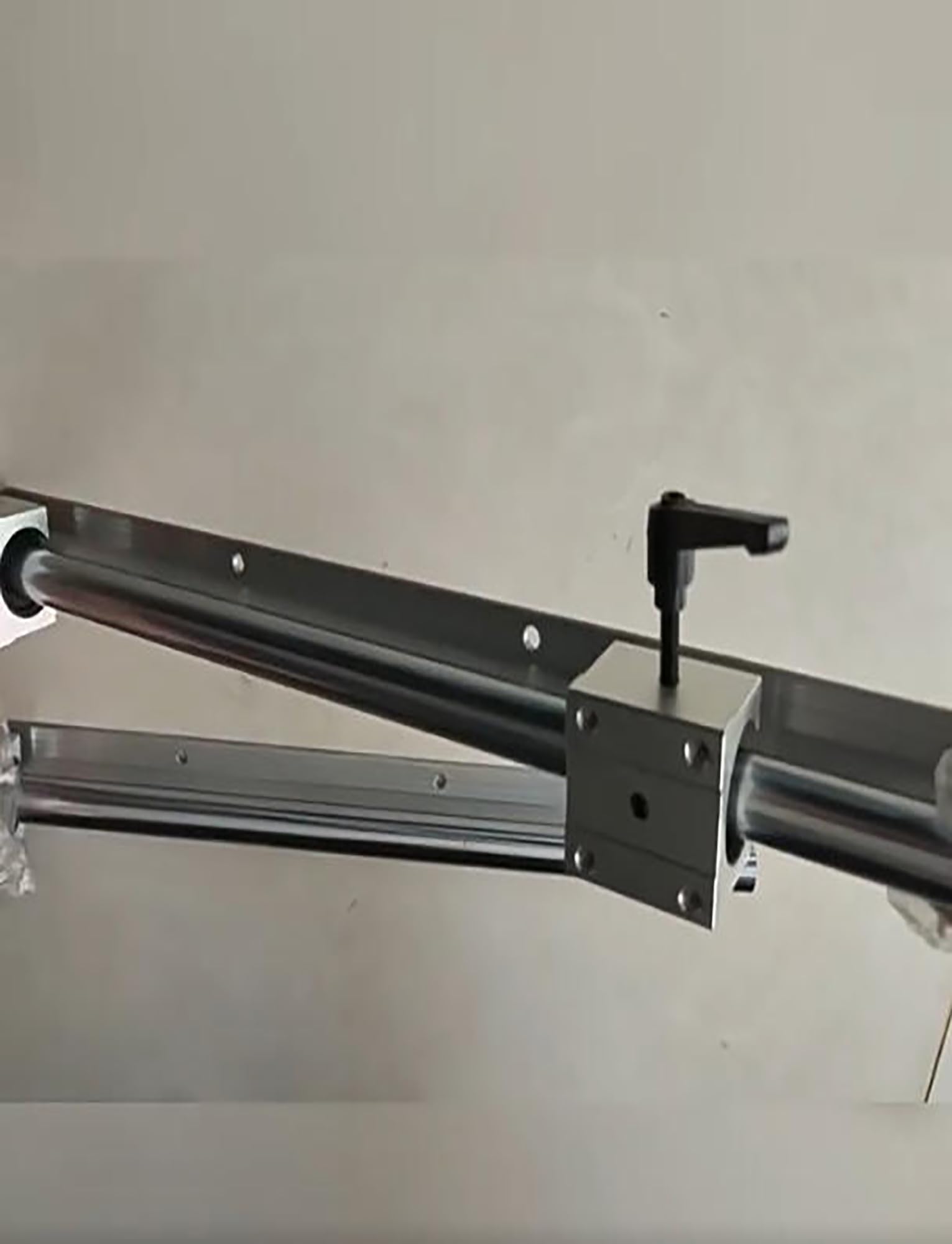 Zestaw szyn liniowych z 4 blokami, aluminiowa prowadnica wału okrągłego do obróbki drewna, piły stołowej, routera CNC, drukarki 3D (SBR20, 1,5 m)