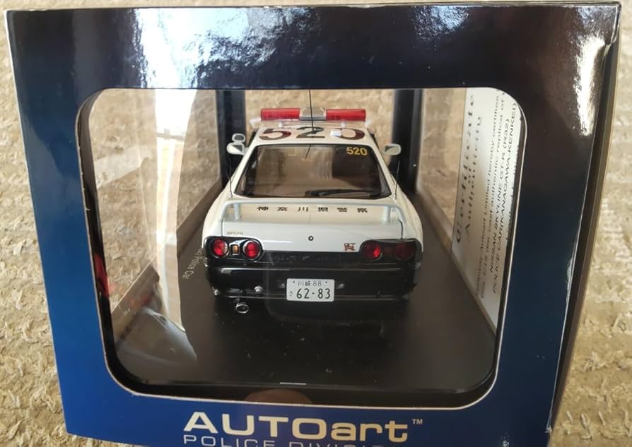 Amazon | オートアート 1/18スケール 限定6000台 神奈川県警