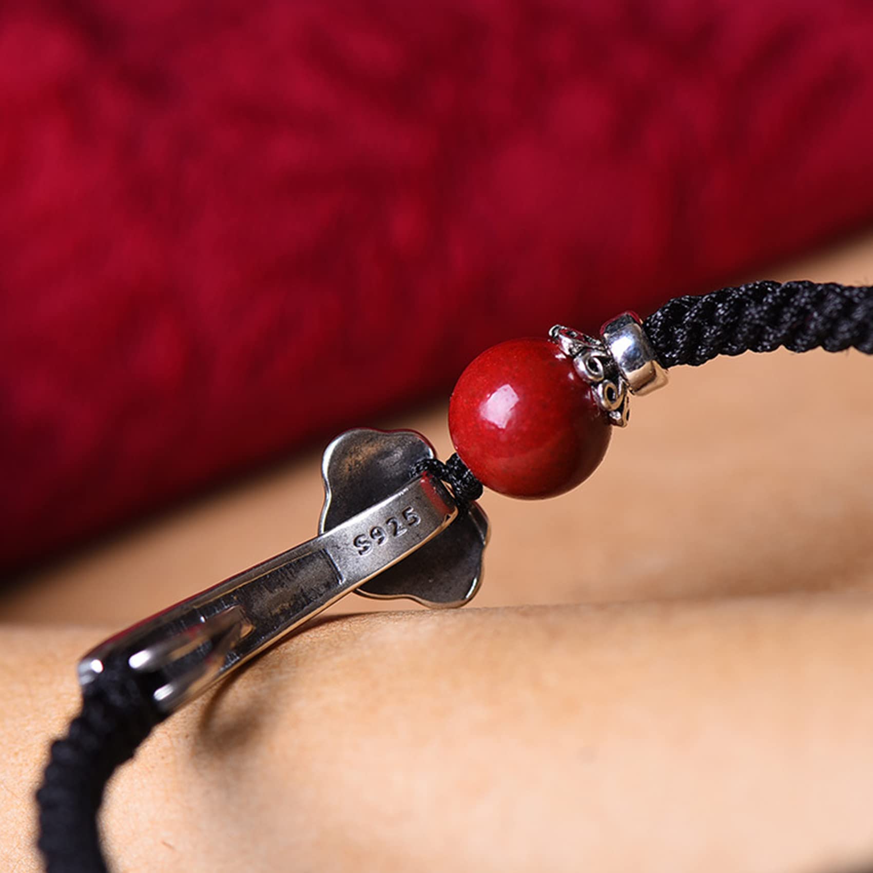 NZpost Pulsera de cinabrio de Plata esterlina, Pulsera con dijes de Ruyi, Pulsera de Hilo Rojo, Amuleto de Riqueza, Pulsera de Buena Suerte, talismán Fuerte, Pulsera de cinabrio St1 (Oro Ajustable)