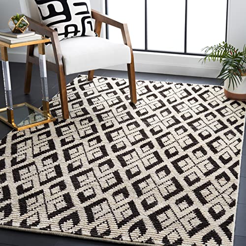 SAFAVIEH Tibetan Collection Area Rug - 6' x 9', Ivory