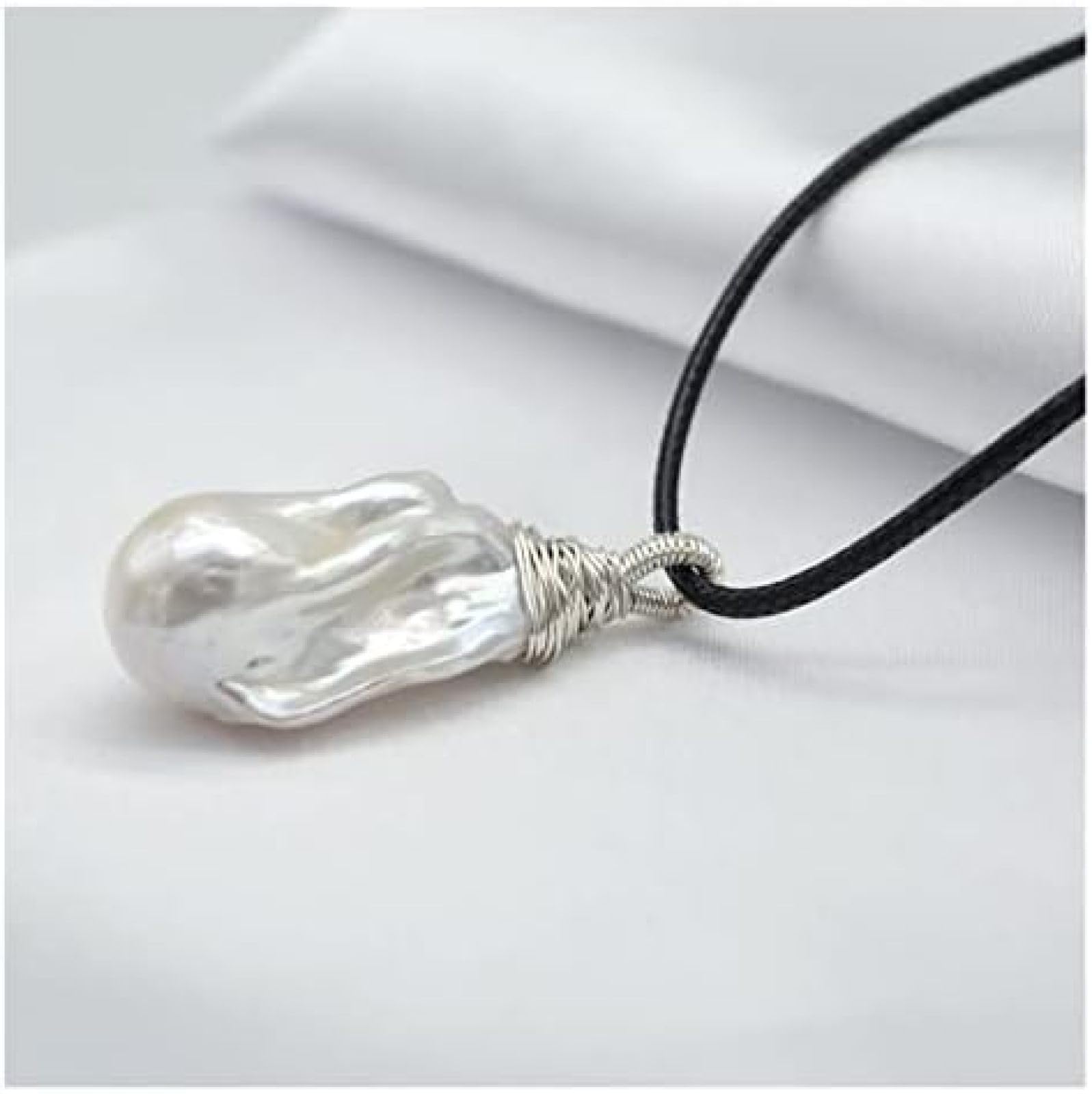 Colgante para Mujer, Perla Barroca Grande Blanca, Colgante De Plata De Ley, Colgante De Perlas En Forma De Gota, Collar De Cuerda De Cuero,Picturesque234