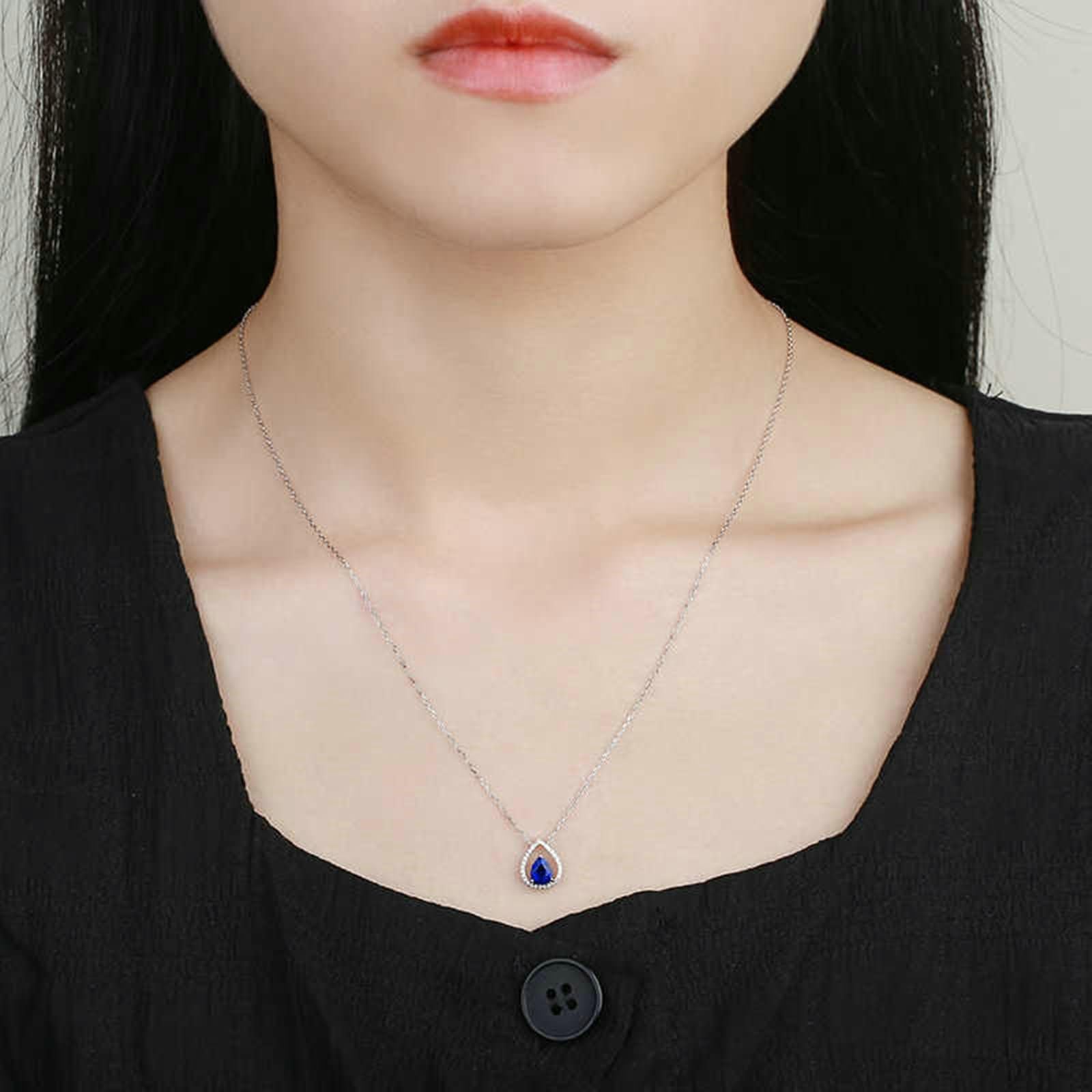 Collar de mujer de platino 950 gotas con zafiro de 0,75 ct