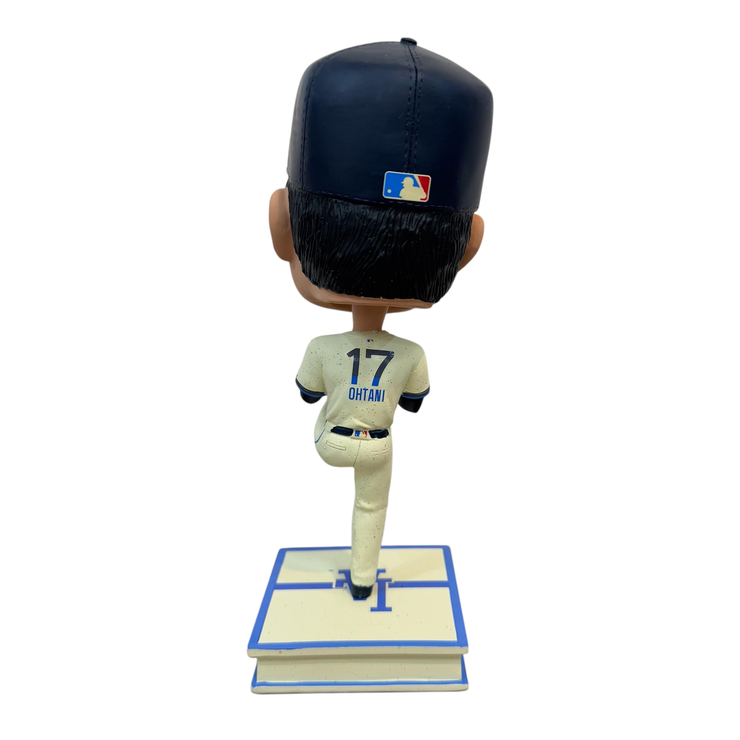 FOCO Shohei Ohtani (Los Angeles Dodgers) 9.5 inch Pitching Away Jersey Bighead Square Base Bobblehead