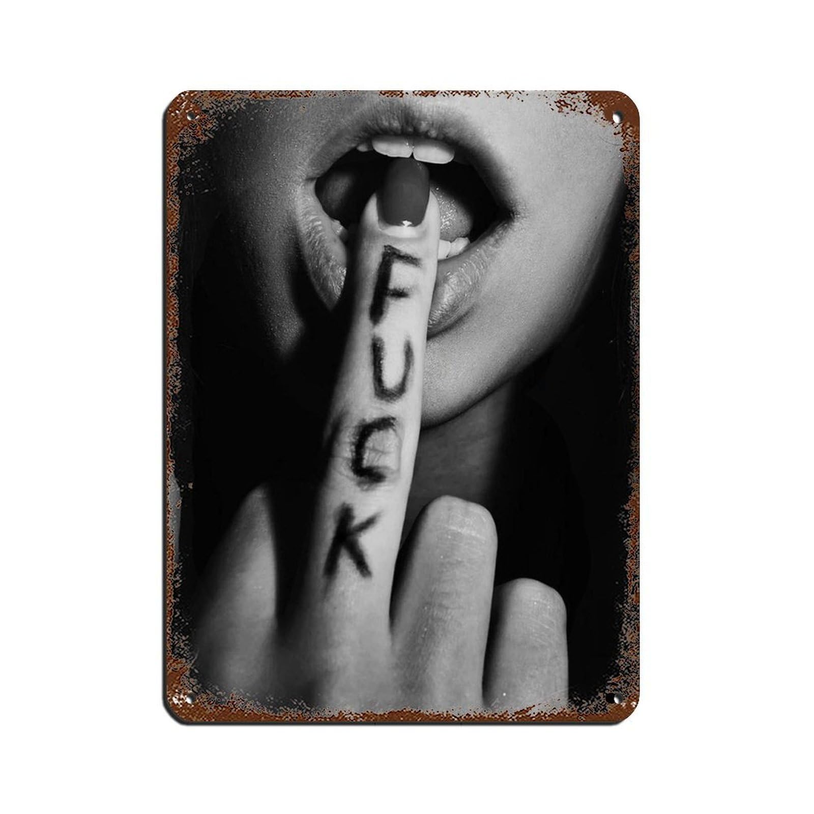 Feminist Poster, Middle Finger, Black And White Retro Poster Metal Tin Sign Chic Art Retro Iron Painting Bar People Cave Cafe Family Garage Poster Wall Decoration 12x16inch(30x40cm)