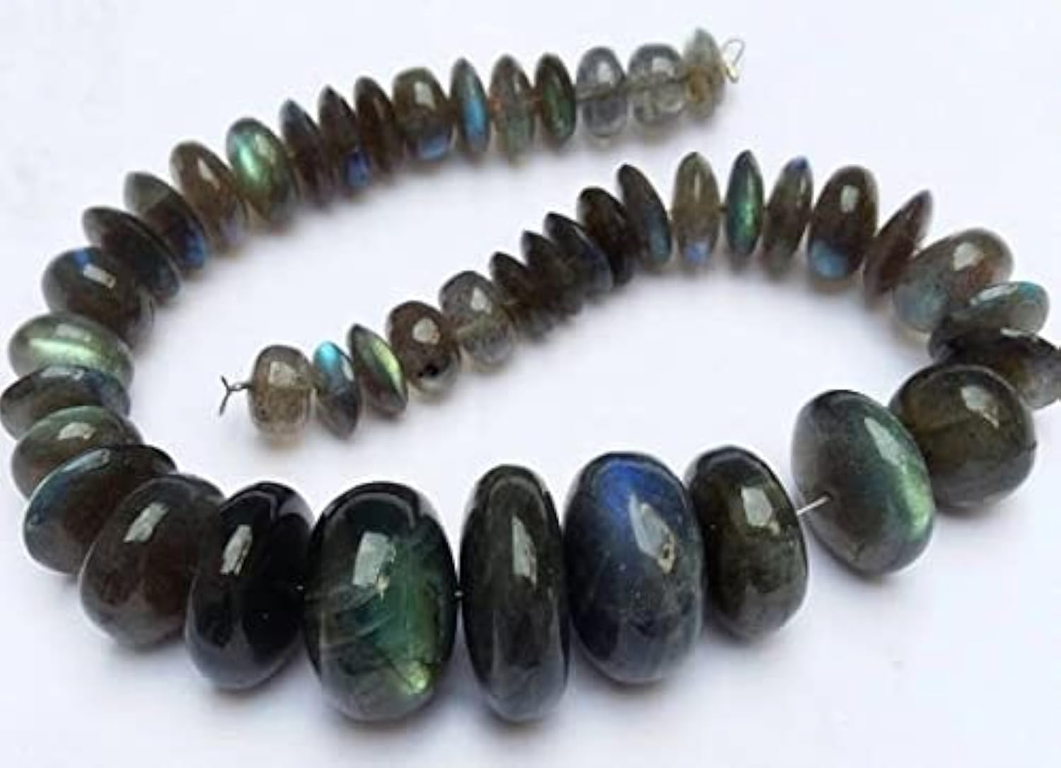 Perles labradorite de grande taille pour fabriquer un collier artisanal bohème chic