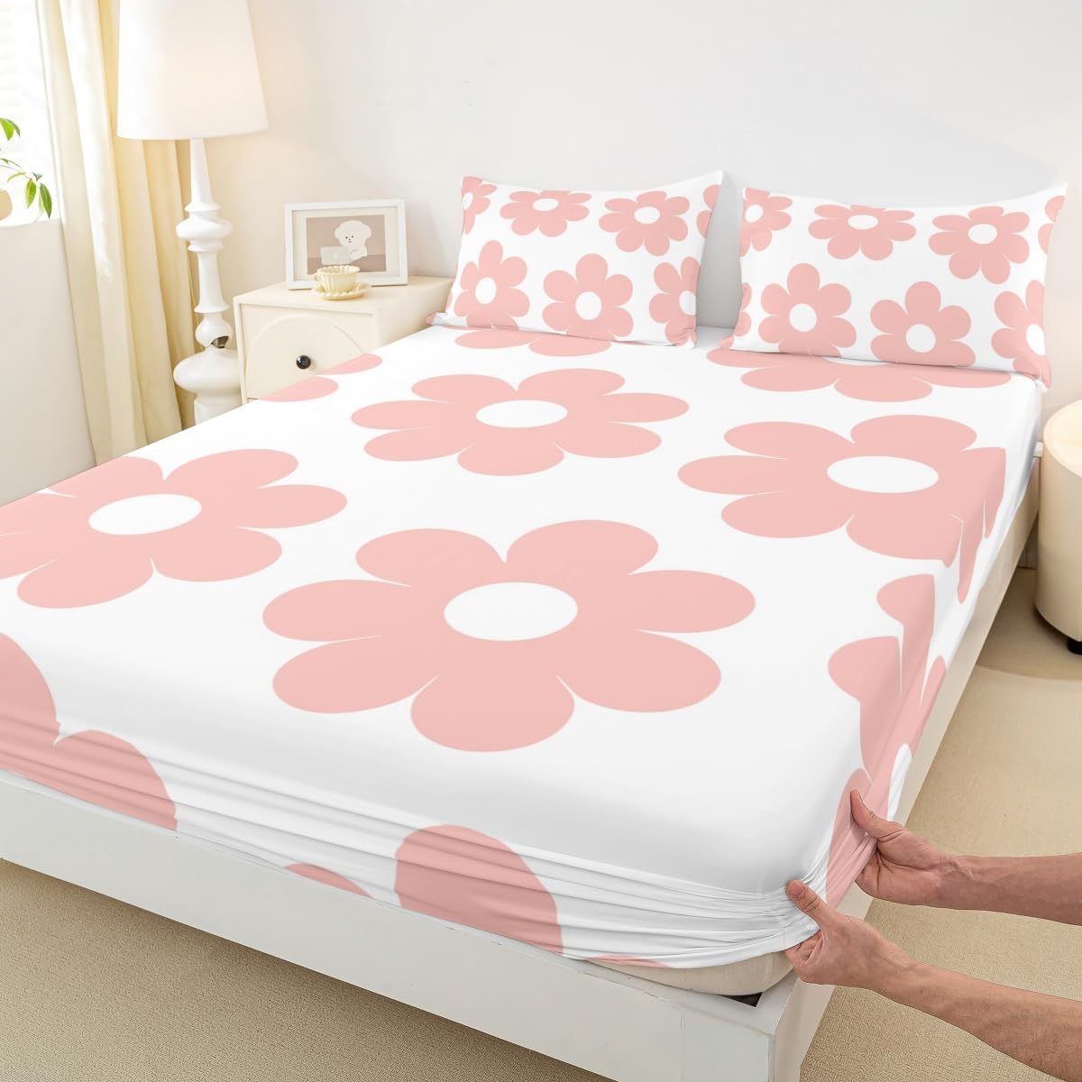 Manfei Girly Pink Bed Sheet Queen Set,70s Groovy Daisy Flowers Sheets Sets Boys Girls Bedroom Decor,Cute Cartoon Floral Bedding Set with Flat,Fitted Sheet,2 Pillow Cases