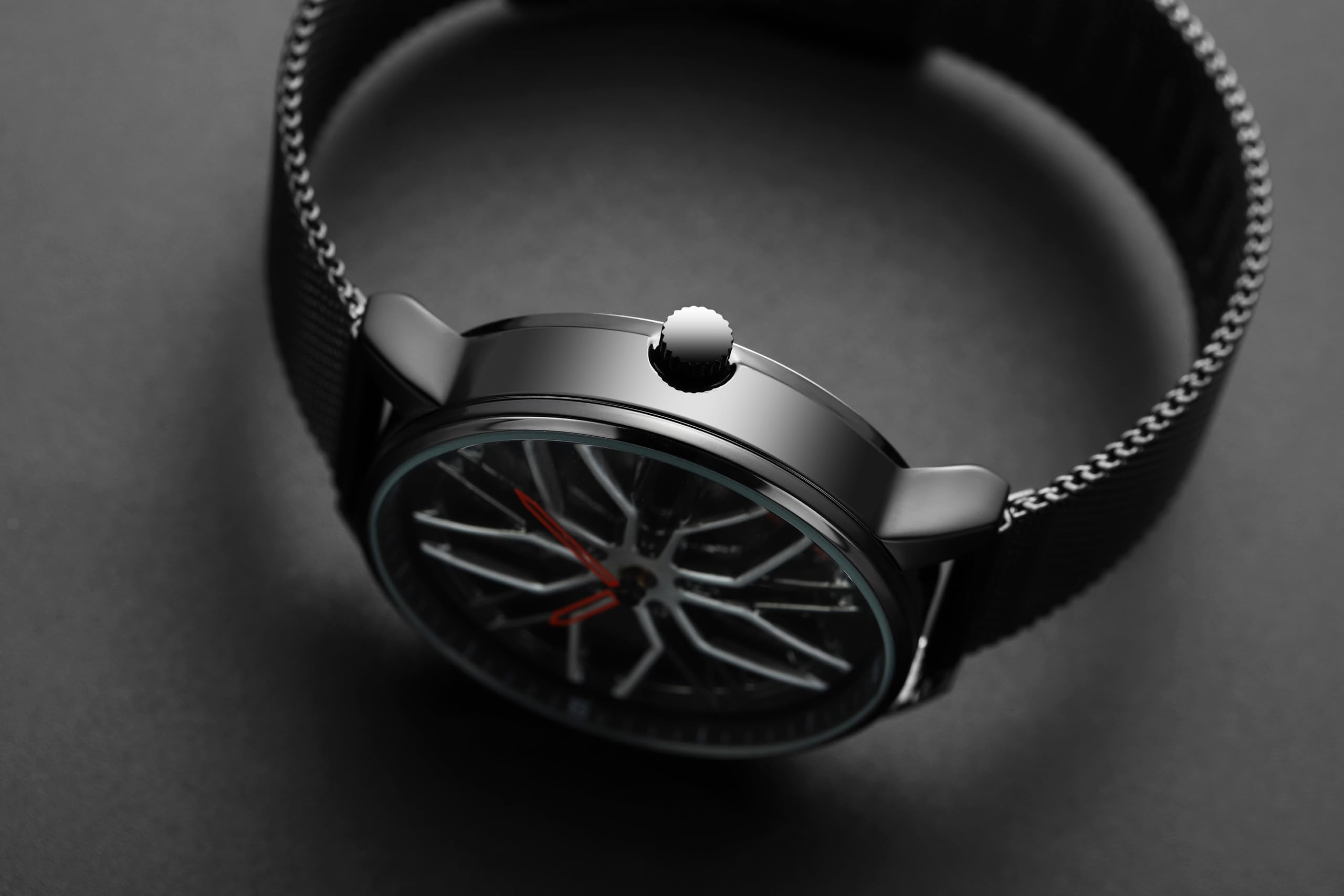 MASTOP - Reloj de coche para hombre, diseño hueco, resistente al agua, cuarzo analógico, correa de acero inoxidable, apto para hombres y amantes del coche