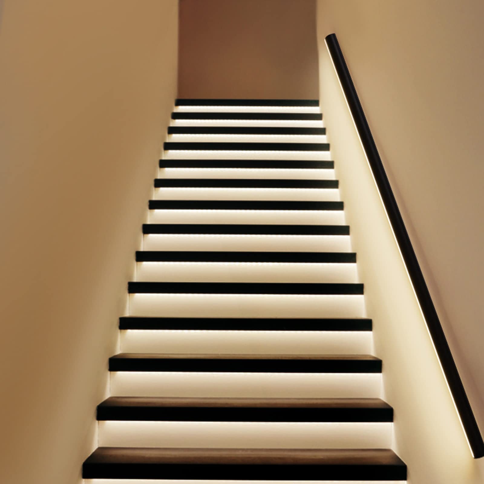 LED pour escalier intérieur haut de gamme en aluminium lumineux Slish Safe 130cm