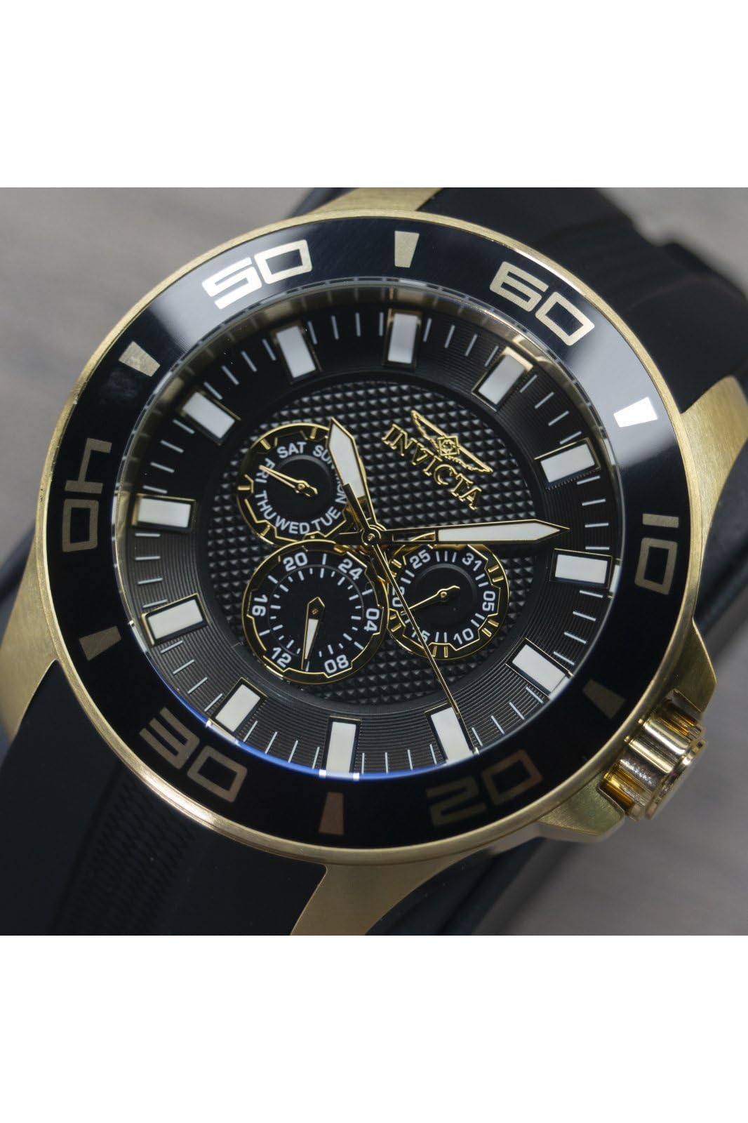 Invicta Mens Pro Diver Quartz Watch, Black, 28001