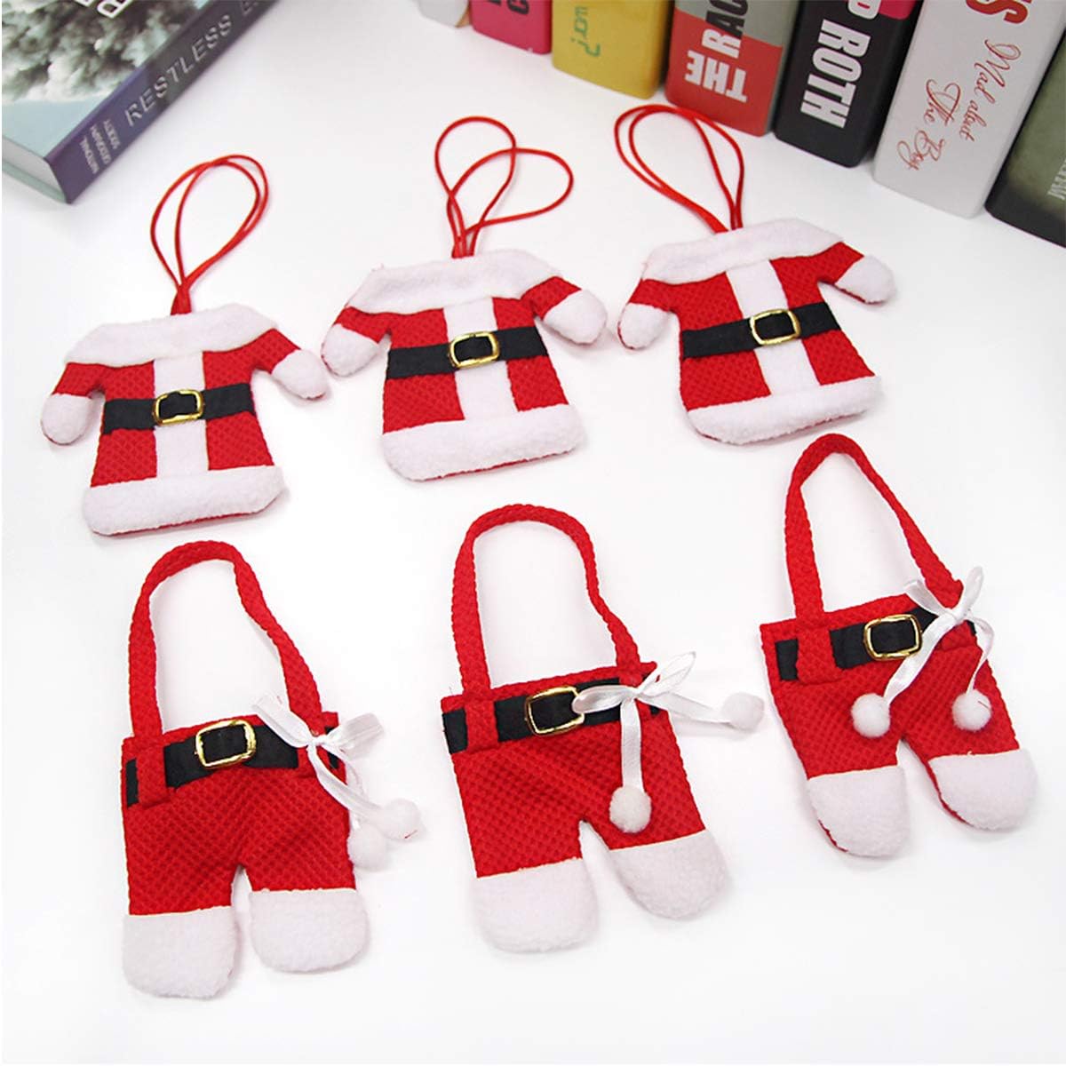 6PCS Santa Suit Christmas Silverware Holder Pockets Red Kitchen Cutlery Bag Santa Suit Dinner Flatware Holders