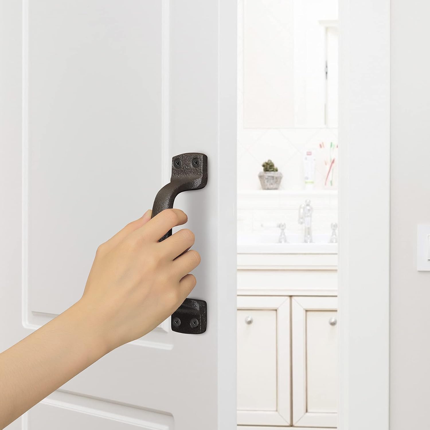 Barn Door Handles Rustic Gate Pull Handle, 7" Solid Heavy Duty Sliding Door Handle, Cast Iron Fence Gate Hardware shed Garage Door Handle for Wooden Fences Outdoor 4 Pack