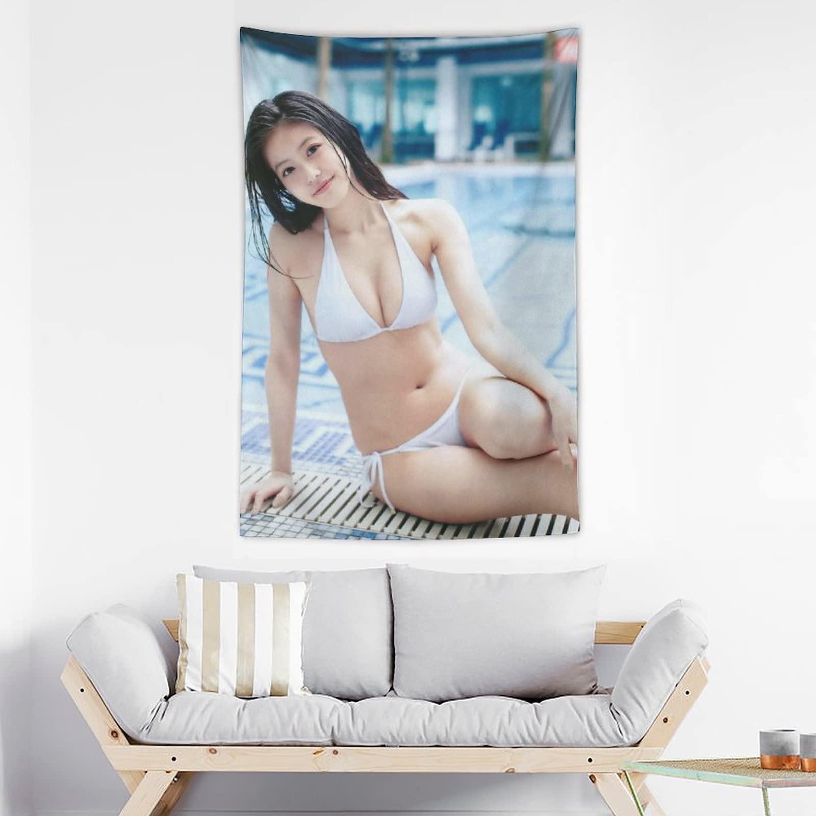 ACUVUE 今田美桜タペストリー 非売品 縦100cm×横72.5cm Amazon.co.jp: タペストリー今田美桜 タペストリー おしゃれ