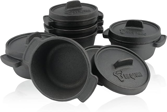 BBQ-Toro Zestaw mini Dutch Oven (6 sztuk) I Ø 11 cm I już wypalony - wstępnie wypalony I żeliwne garnki do serwowania, garnek do gotowania, mały garnek do pieczenia, garnek żeliwny