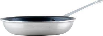 Winco Commercial-Grade Aluminium Fry Pan/Skillet, Non-Stick Finish, 7"