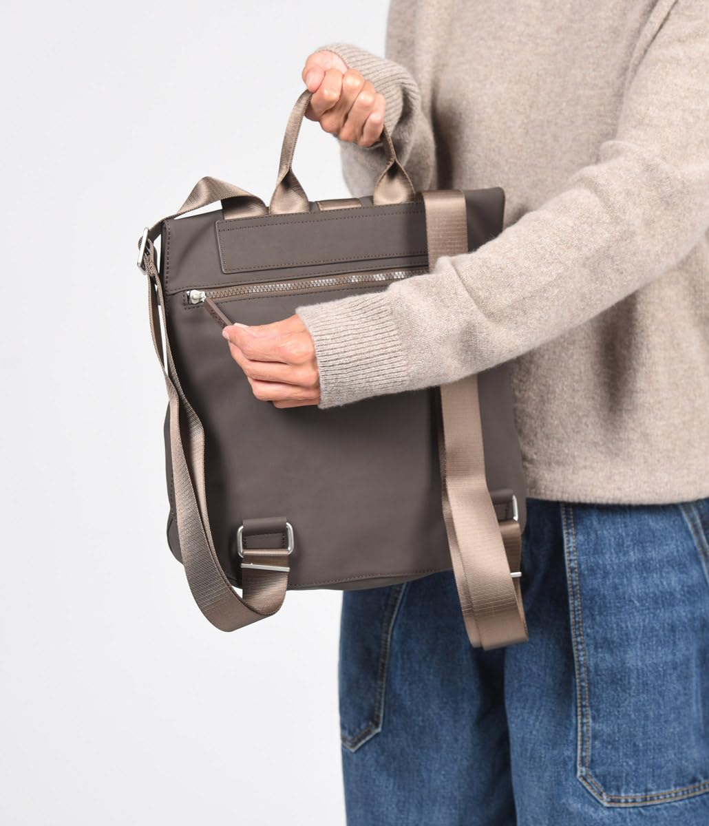 KCB Mochila Antirrobo Grande Chain | Seguro | 100% Vegano | Color Negro | Diseño Seguro y Espacioso | Bolsillos Multiusos con Cremallera | Material Resistente | Asas Ajustables